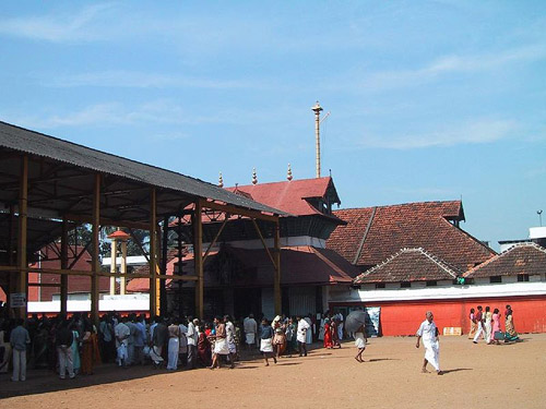 Guruvayoor Temple - Homestay Building - Kerala Homestay, Kerala Homestays, Homestays Kerala, Homestays in Kerala, Kerala Hotels, Resorts, Houseboats, Kerala Vacation, Homestay Kerala, Homestay Cochin, Homestay Kochi, Riverside Homestay, Hertiage Homestays, Kerala Offers, Kerala Packages, Kerala Homestay, Kerala Resorts, Kerala Spa Resorts, Cruise Packages, House Boat Packages, Beach Resort Kerala, Munnar Packageskerala homestay, cochin homestay, resorts kerala, homestay munnar,homestay kovalam, homestay thekkady, homestay  thiruvananthapuram, homestay wayanad, homestay poovar, homestay malappuram, homestay thrissur, homestay periyar, homestay varkala, homestay  kozhikode, calicut homestay, homestay vagamon, homestay kollam quilon, homestay malampuzha, homestay kottayam, homestay Cochin, wild life  resort, holiday resort ,holidays, homestay, Beaches, Economy Homestay Kerala, Heritage Resorts, heritage Homestay, Star Homes, House For Rent, Homestay In Kerala, Holiday Packages Kerala