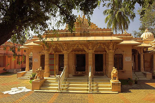 Jain Temple, Mattanchery - Homestay Building - Kerala Homestay, Kerala Homestays, Homestays Kerala, Homestays in Kerala, Kerala Hotels, Resorts, Houseboats, Kerala Vacation, Homestay Kerala, Homestay Cochin, Homestay Kochi, Riverside Homestay, Hertiage Homestays, Kerala Offers, Kerala Packages, Kerala Homestay, Kerala Resorts, Kerala Spa Resorts, Cruise Packages, House Boat Packages, Beach Resort Kerala, Munnar Packageskerala homestay, cochin homestay, resorts kerala, homestay munnar,homestay kovalam, homestay thekkady, homestay  thiruvananthapuram, homestay wayanad, homestay poovar, homestay malappuram, homestay thrissur, homestay periyar, homestay varkala, homestay  kozhikode, calicut homestay, homestay vagamon, homestay kollam quilon, homestay malampuzha, homestay kottayam, homestay Cochin, wild life  resort, holiday resort ,holidays, homestay, Beaches, Economy Homestay Kerala, Heritage Resorts, heritage Homestay, Star Homes, House For Rent, Homestay In Kerala, Holiday Packages Kerala